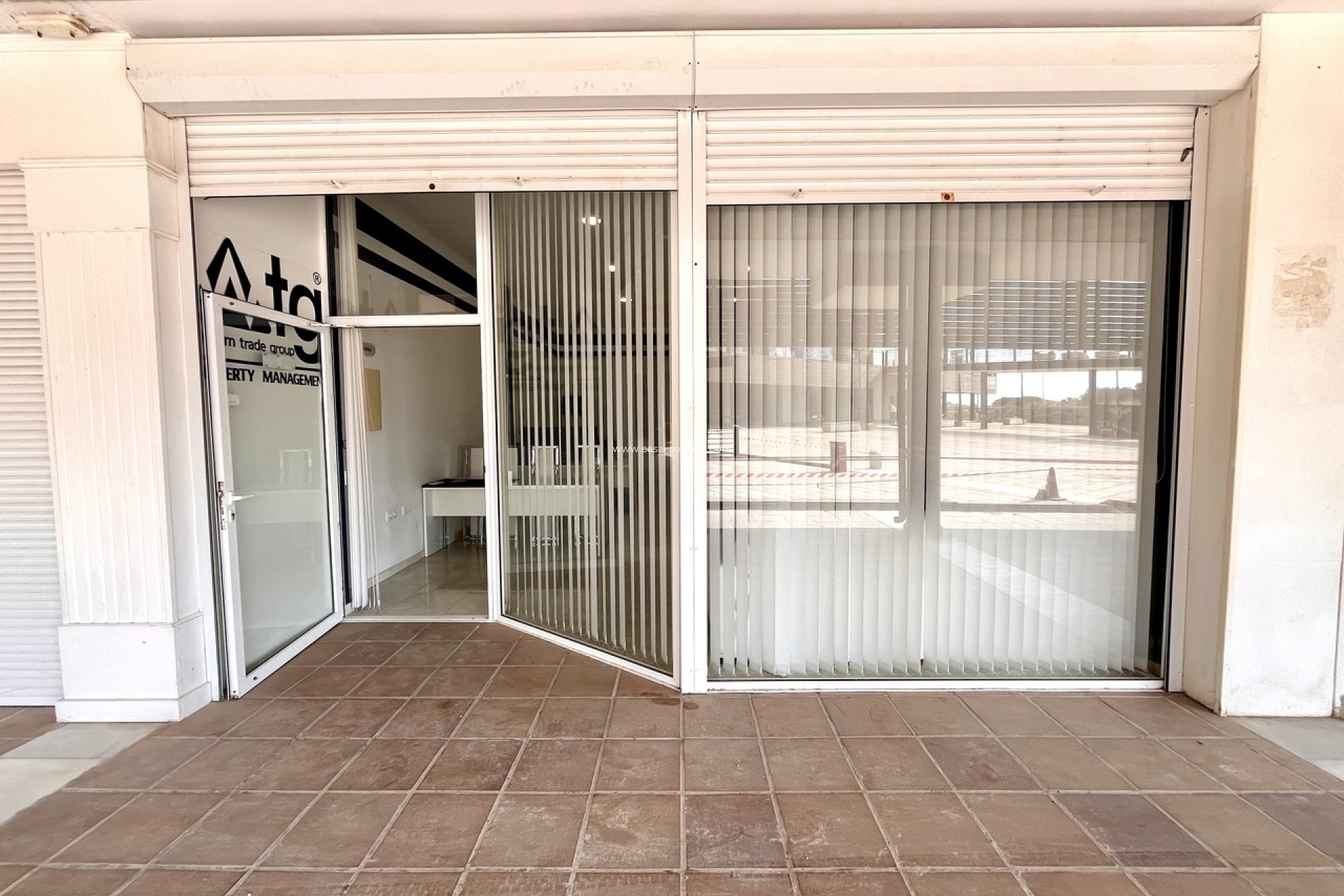 Reventa - Comercial - Playa Flamenca