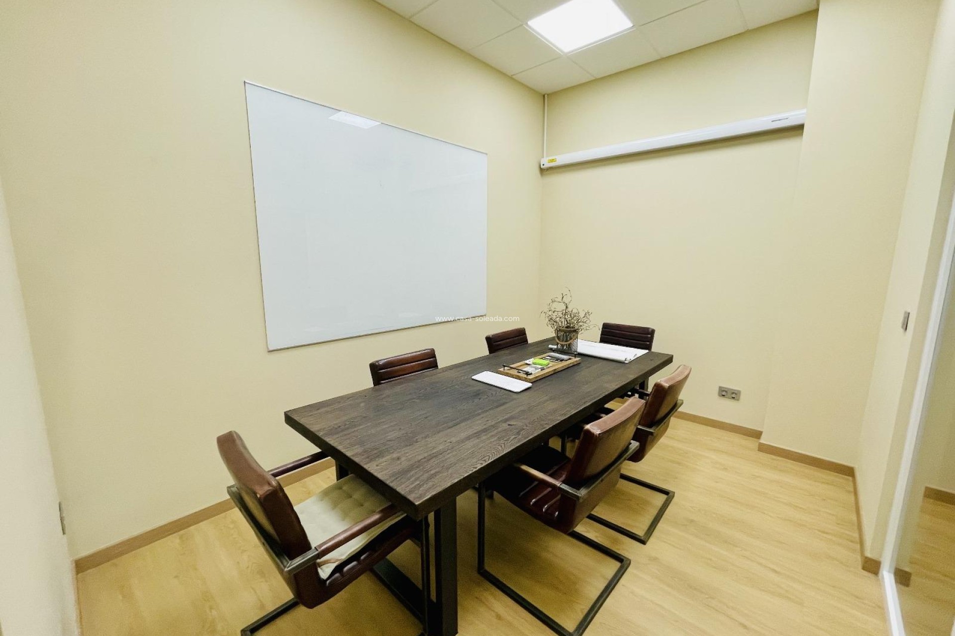 Reventa - Comercial - Torrevieja - Center