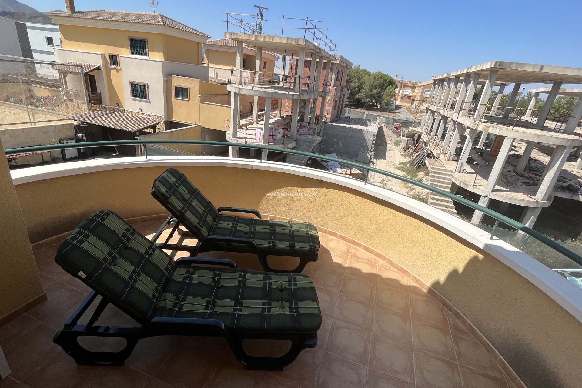Reventa - Villa - Benferri - Inland