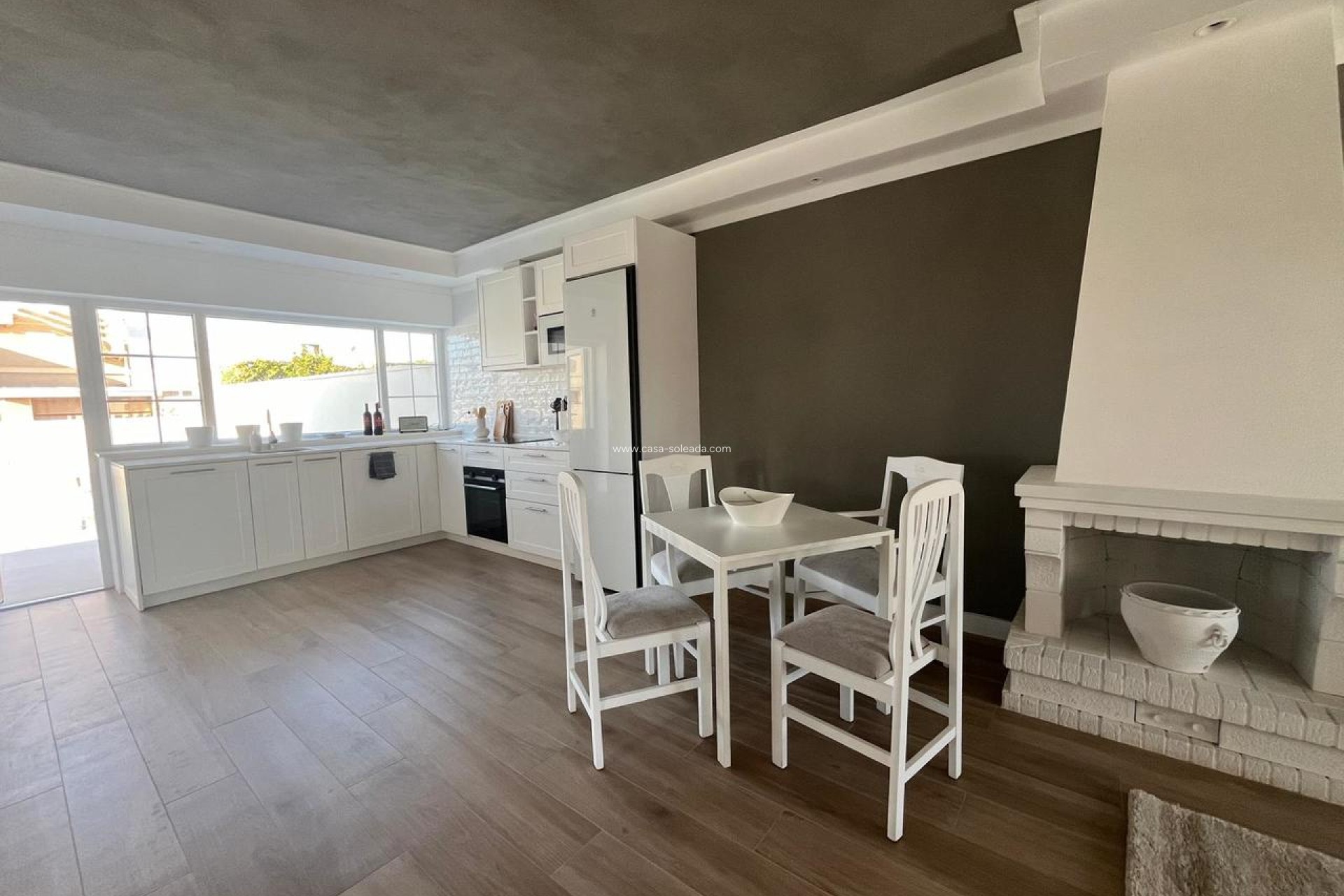 Reventa - Villa - La Siesta