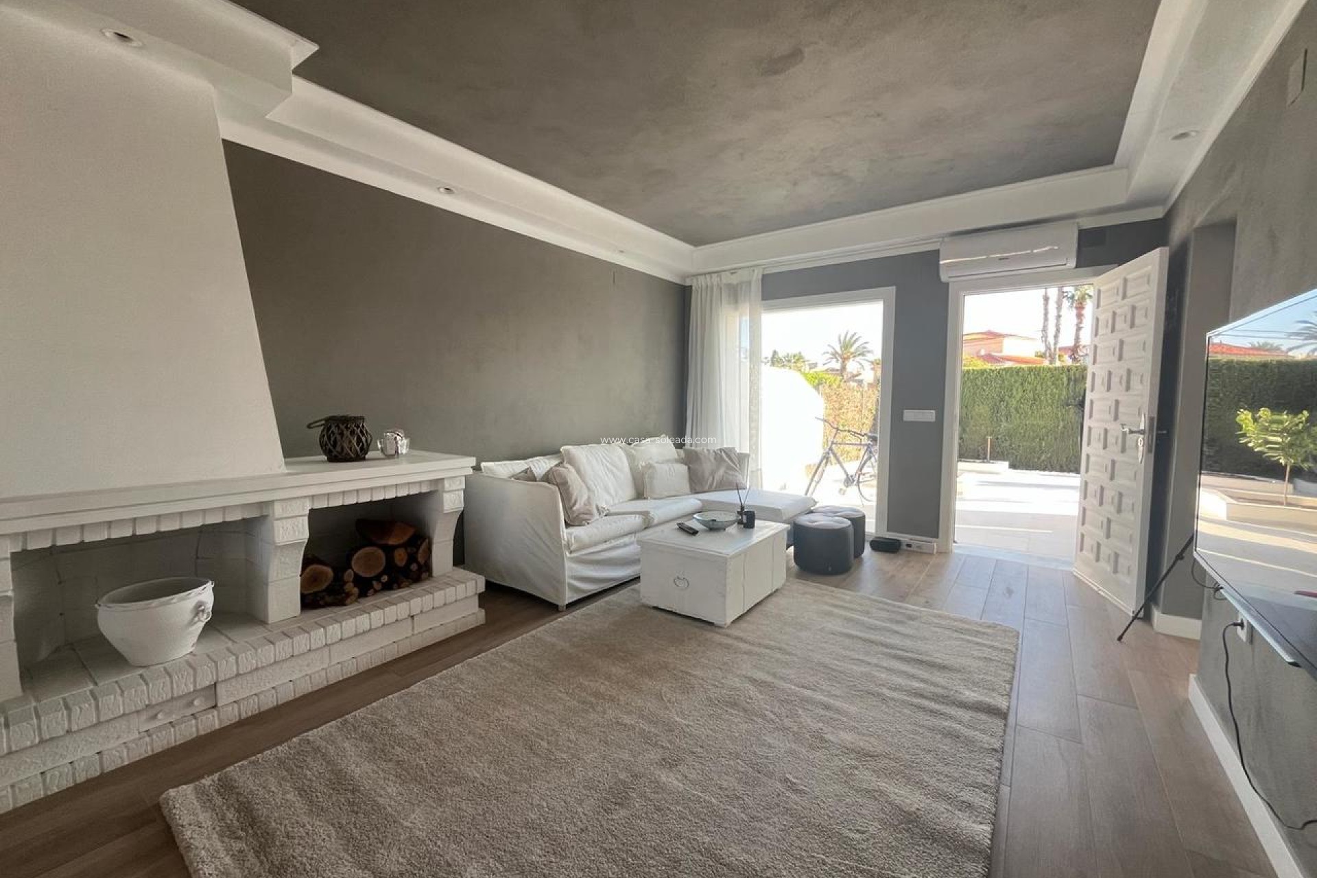 Reventa - Villa - La Siesta