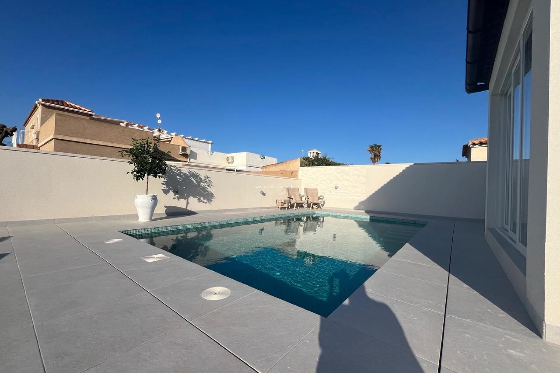 Reventa - Villa - La Siesta