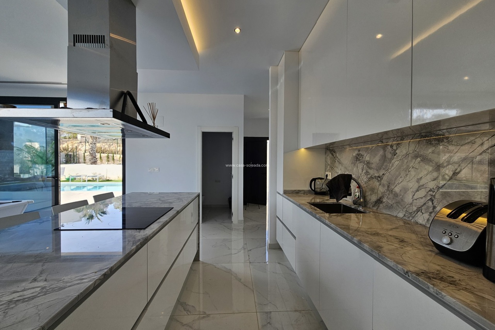 Reventa - Villa - Las Colinas Golf Resort