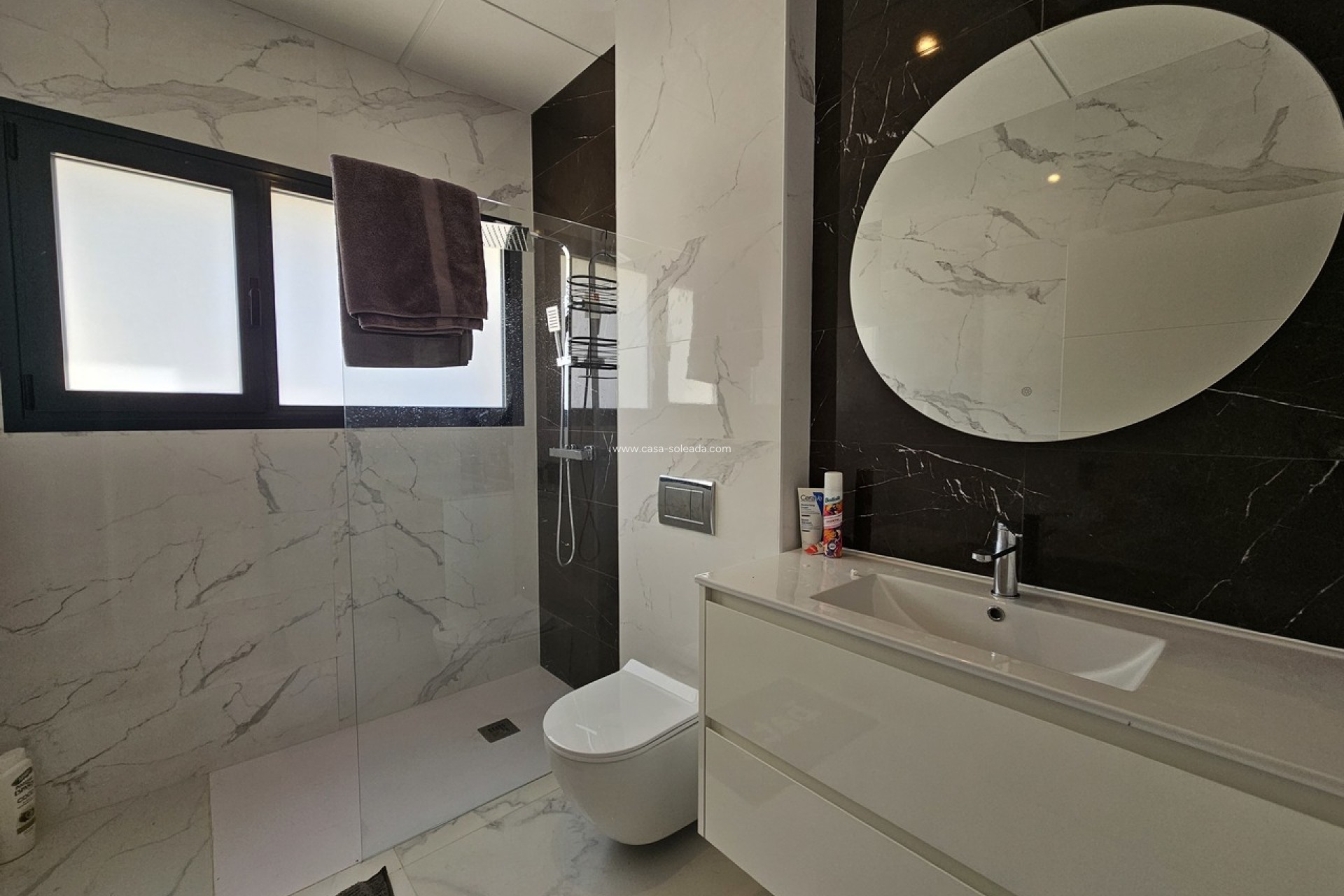 Reventa - Villa - Las Colinas Golf Resort