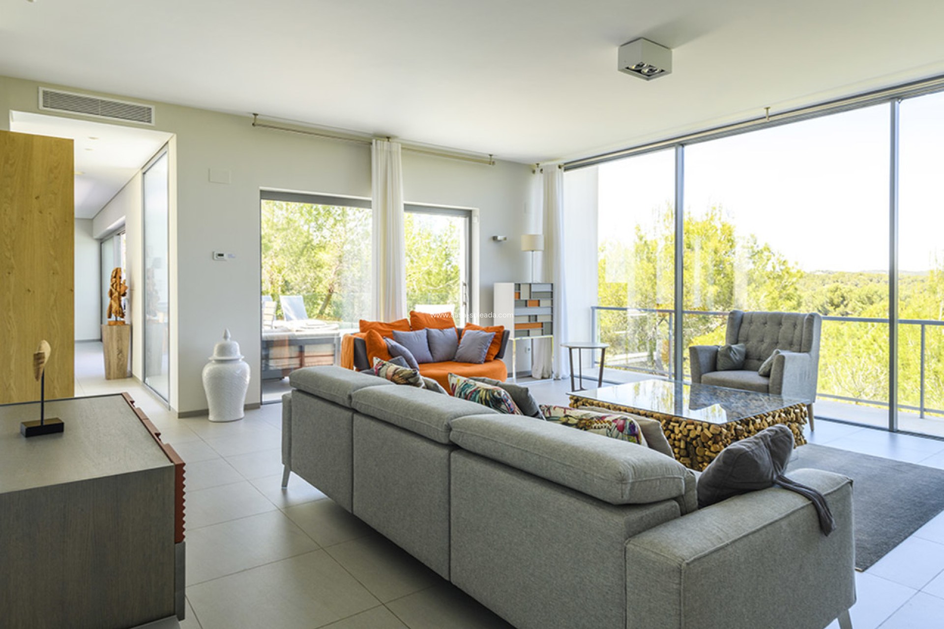 Reventa - Villa - Las Colinas Golf Resort
