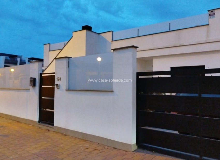 Reventa - Villa - Lo Pagan - San Pedro De Pinatar