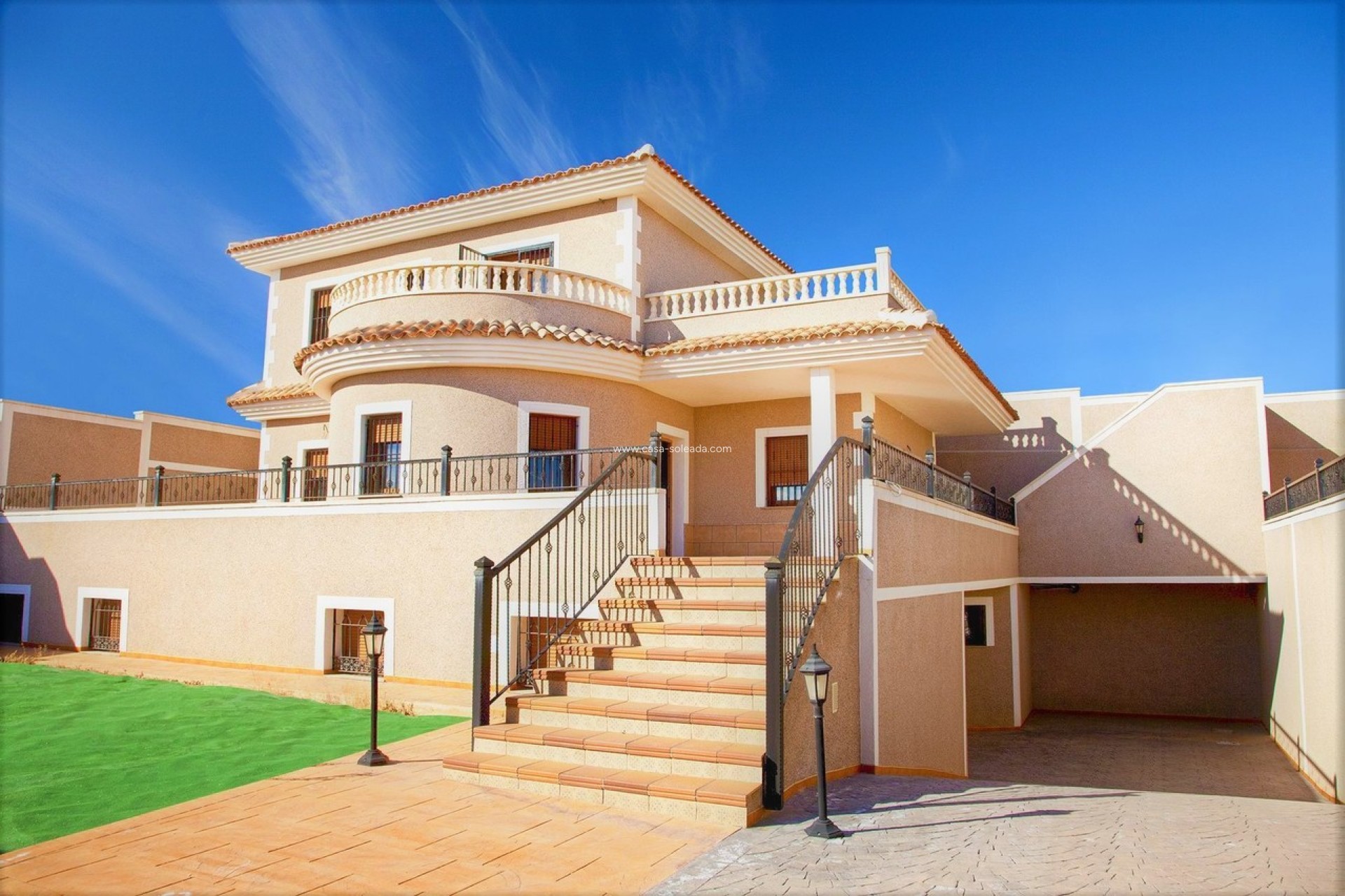 Reventa - Villa - Los Altos