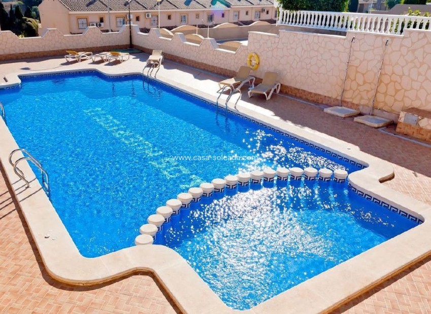 Reventa - Villa - Los Altos