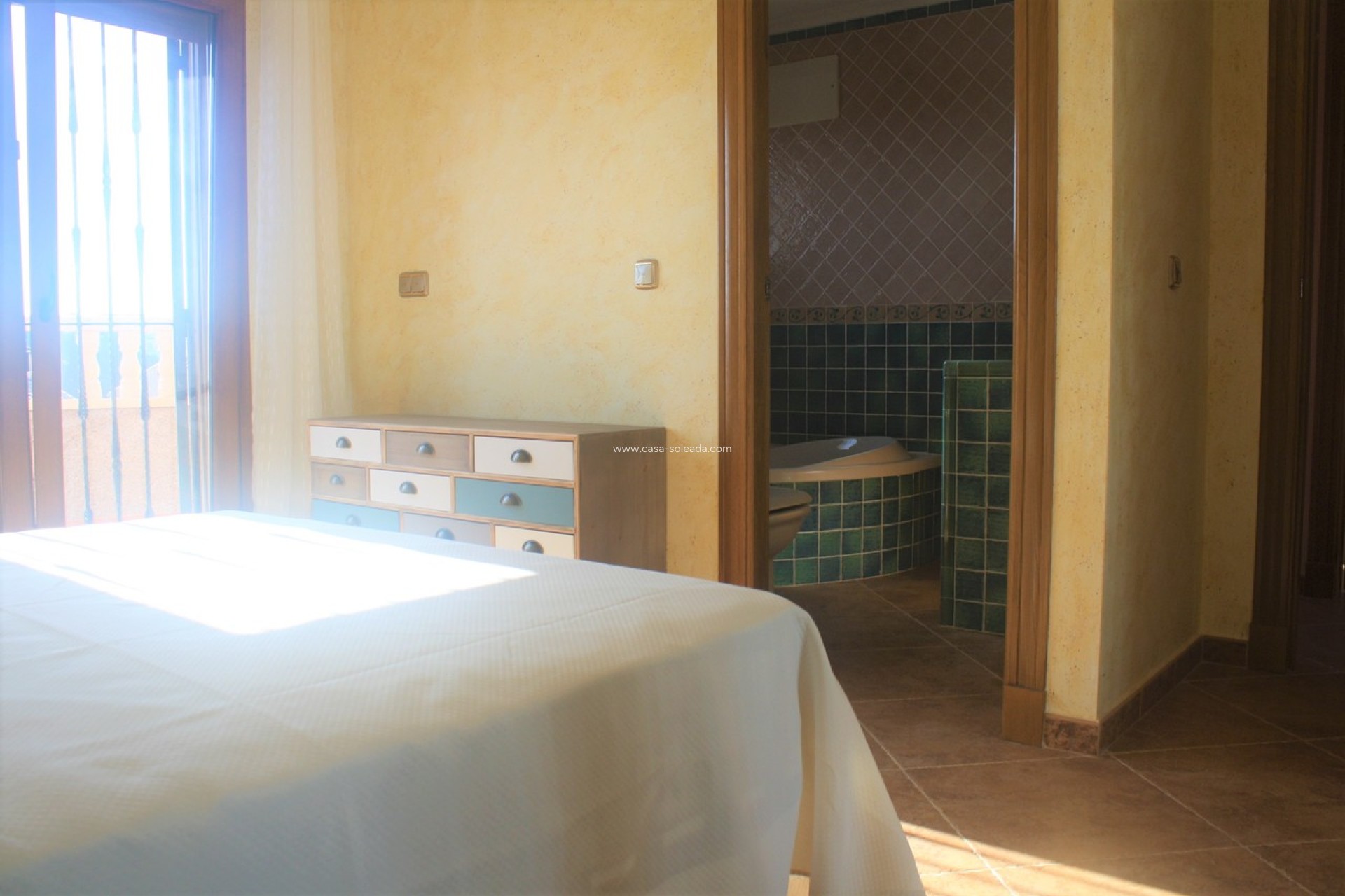 Reventa - Villa - Los Altos