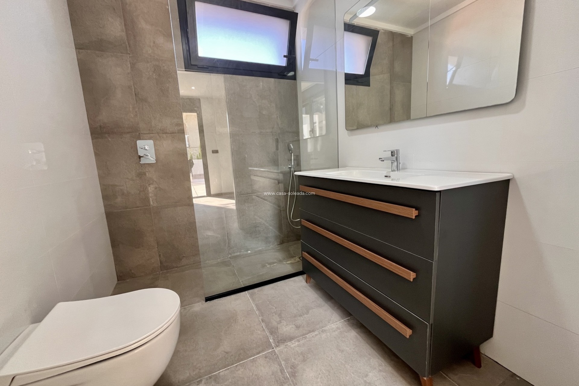 Reventa - Villa - Los Balcones
