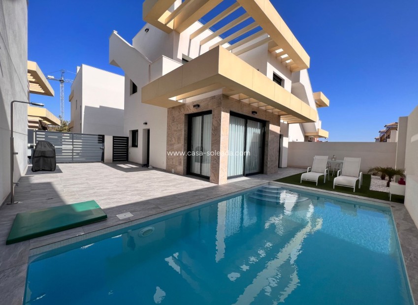 Reventa - Villa - Los Montesinos - Costa Blanca