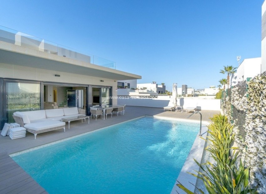 Reventa - Villa - Orihuela Costa - Agua Marina