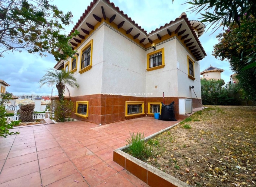 Reventa - Villa - Orihuela - Inland