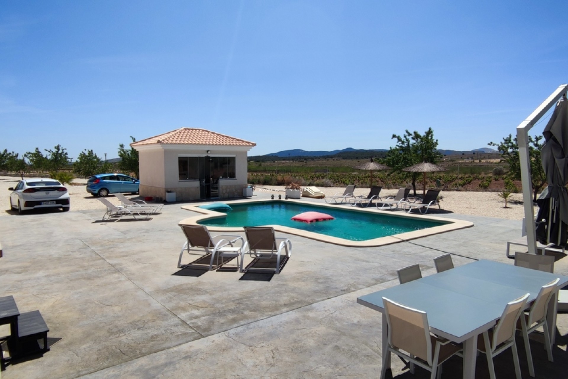 Reventa - Villa - Pinoso - Inland