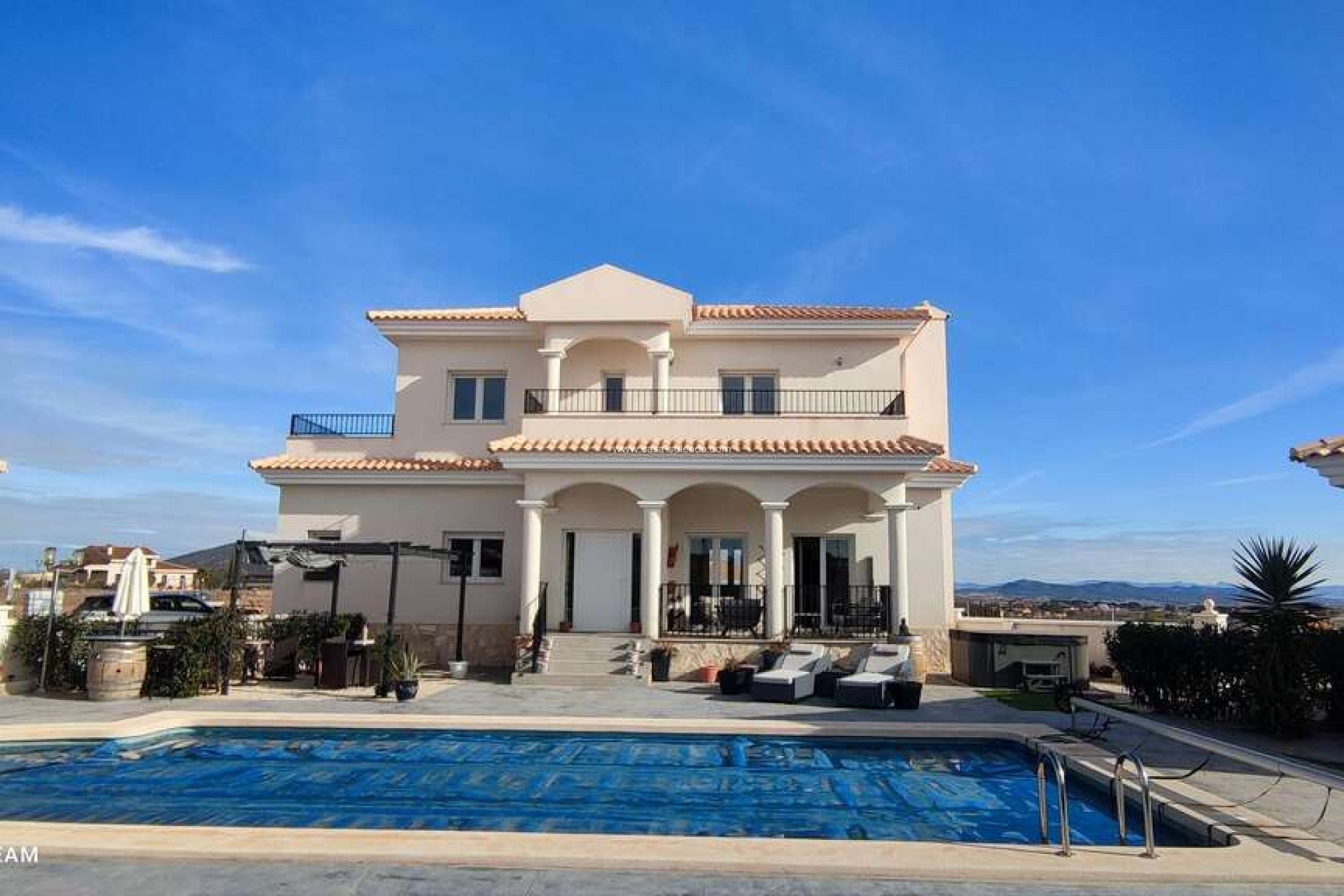 Reventa - Villa - Pinoso - Inland