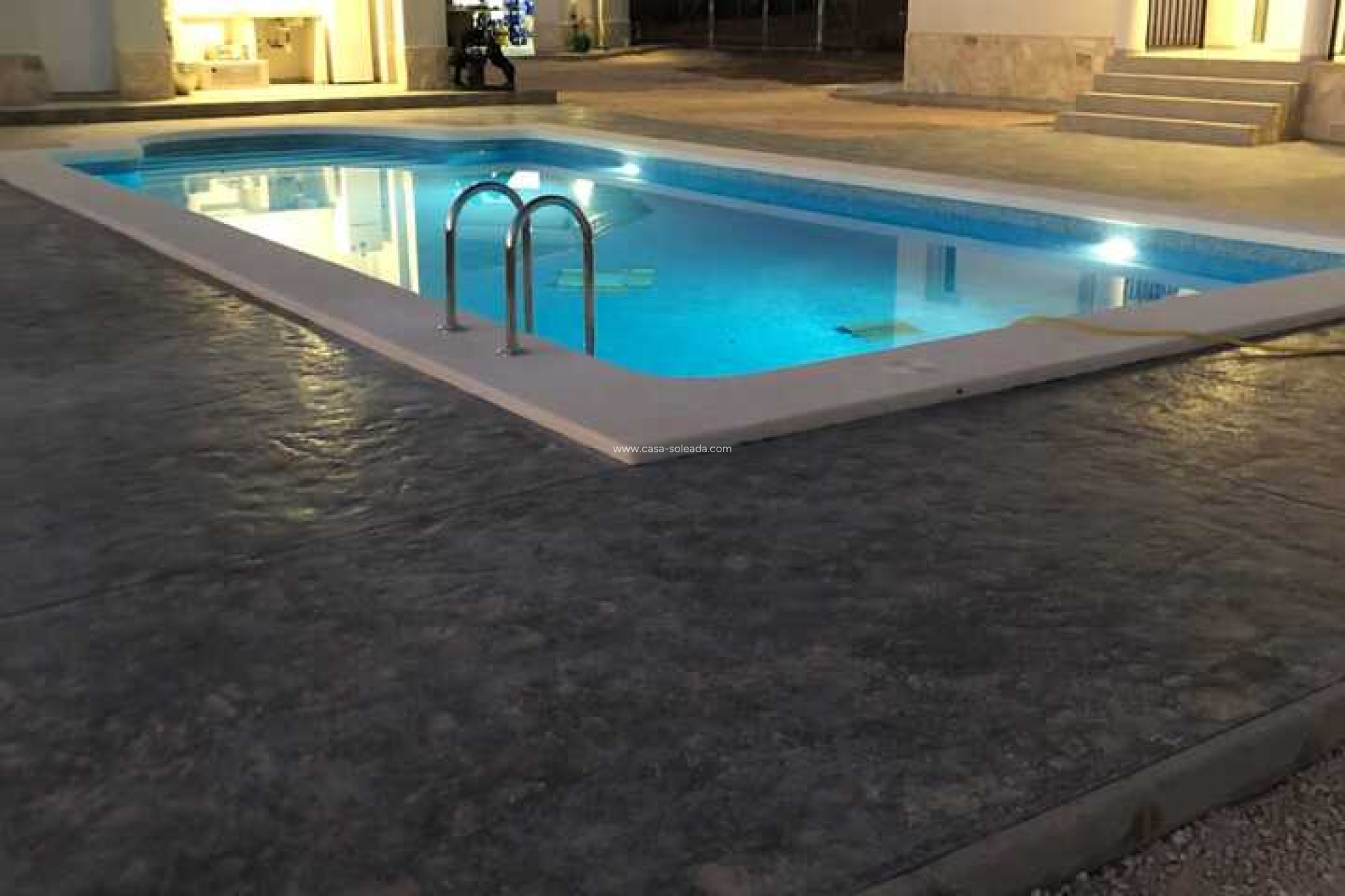 Reventa - Villa - Pinoso - Inland