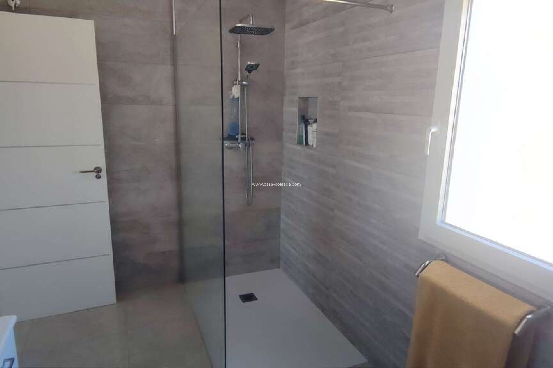Reventa - Villa - Pinoso - Inland