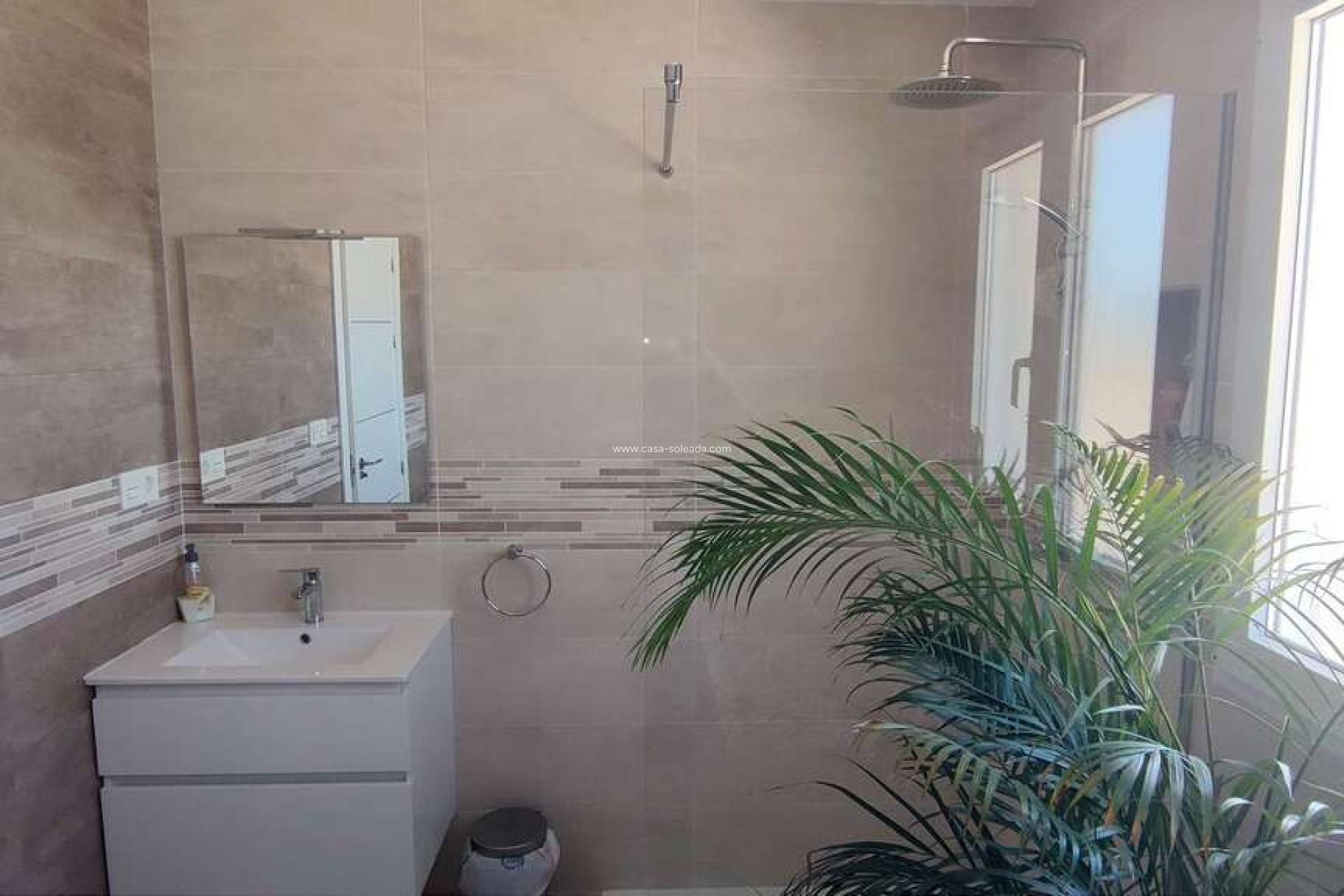 Reventa - Villa - Pinoso - Inland