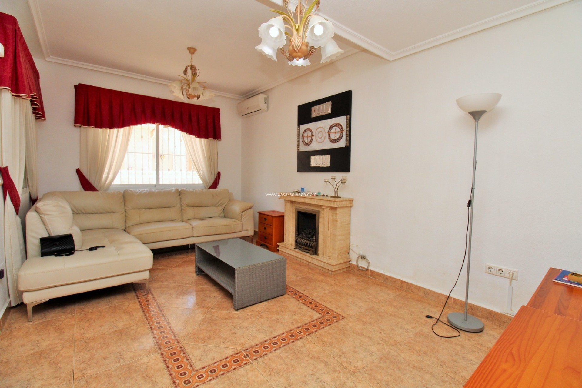 Reventa - Villa - Playa Flamenca