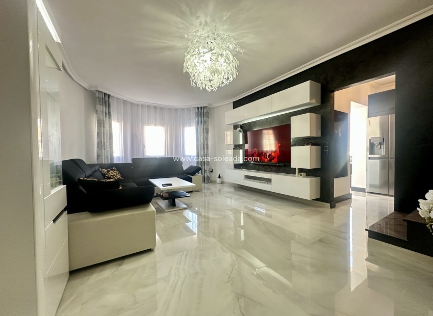 Reventa - Villa - Punta Prima