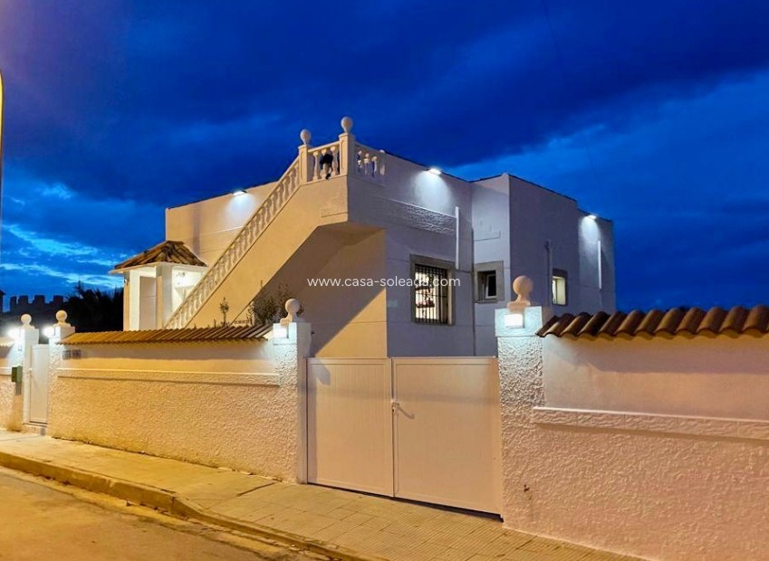 Reventa - Villa - San Miguel de Salinas - Inland