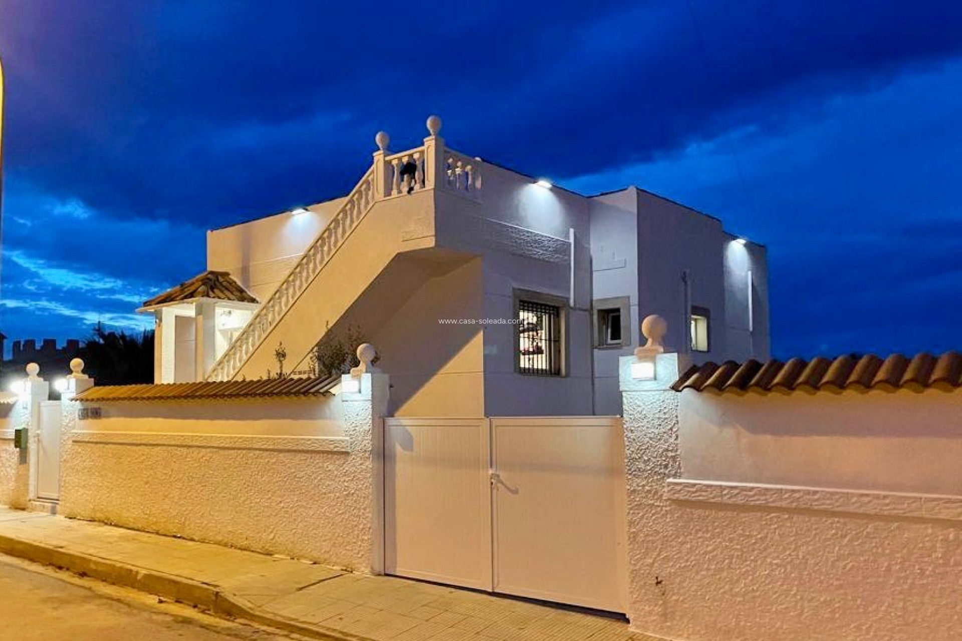 Reventa - Villa - San Miguel de Salinas - Inland