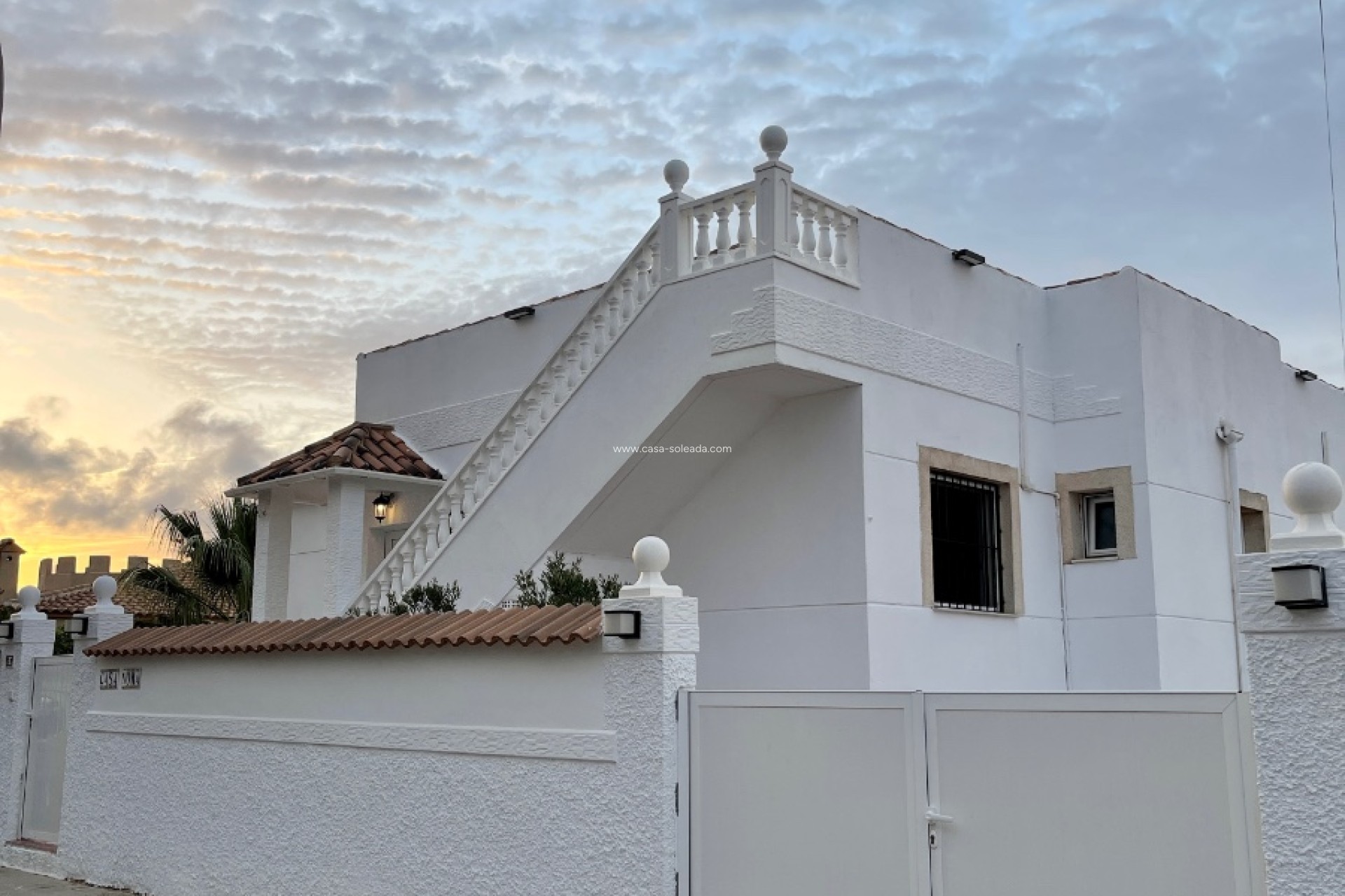 Reventa - Villa - San Miguel de Salinas - Inland