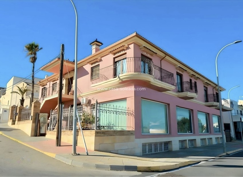 Reventa - Villa - San Miguel de Salinas