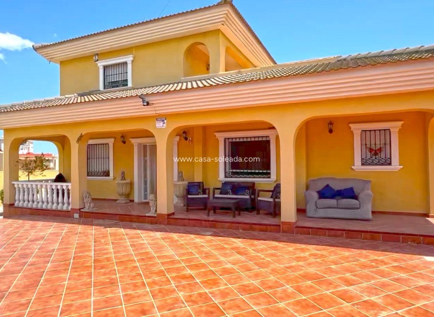 Reventa - Villa - Torrevieja - Costa Blanca