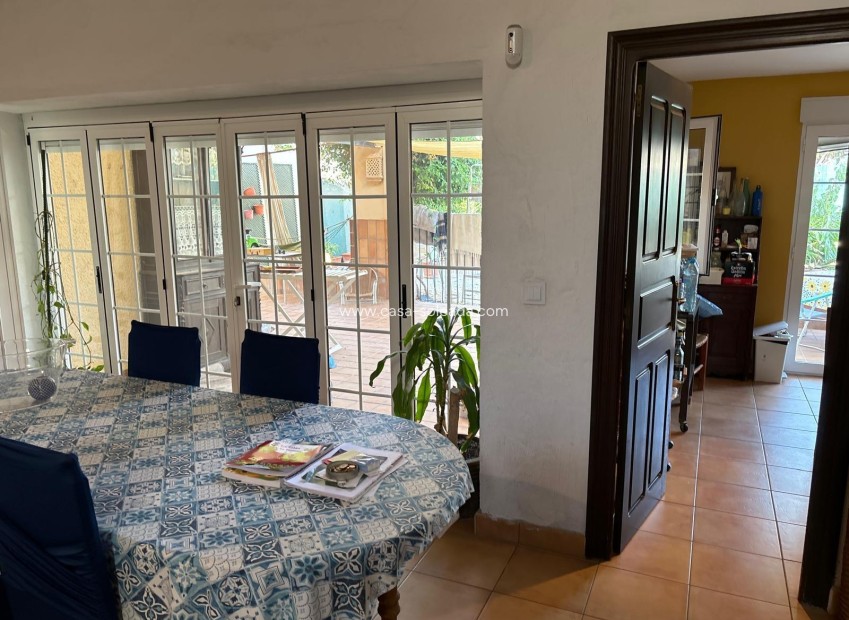 Reventa - Villa - Torrevieja - Los Balcones