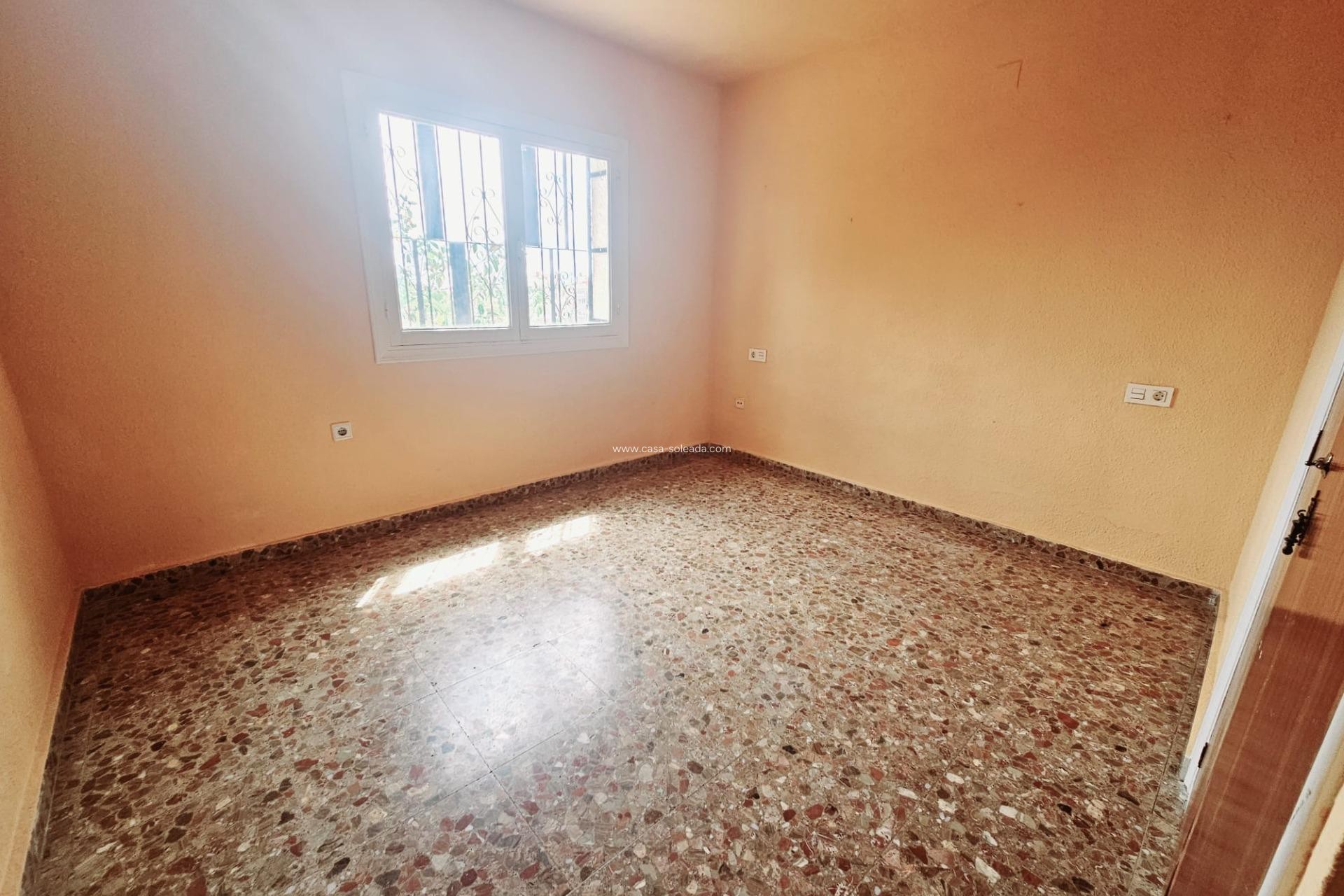 Reventa - Villa - Torrevieja - Los Balcones