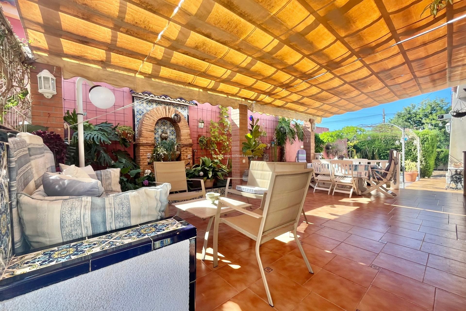 Reventa - Villa - Torrevieja - Los Balcones