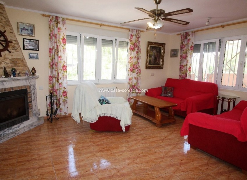 Reventa - Villa - Torrevieja - Los Balcones