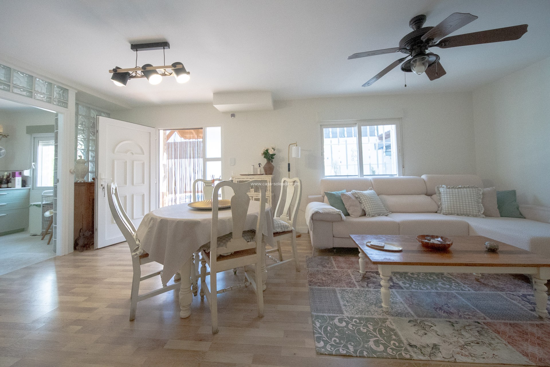 Reventa - Villa - Torrevieja - Los Balcones