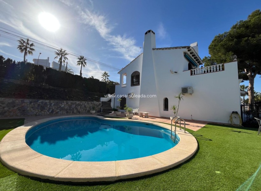 Reventa - Villa - Villamartin - Villamartín