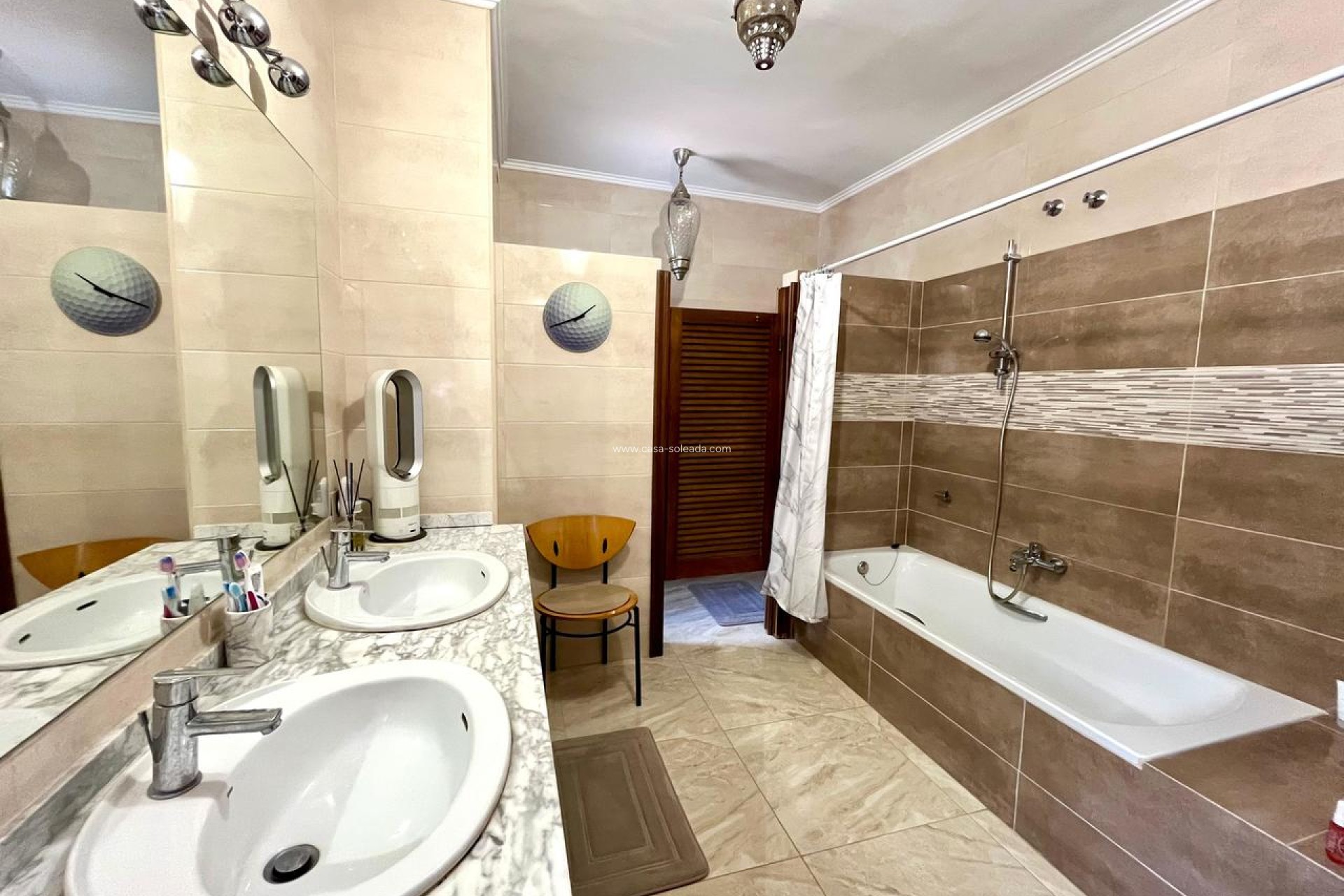 Reventa - Villa - Villamartin - Villamartín