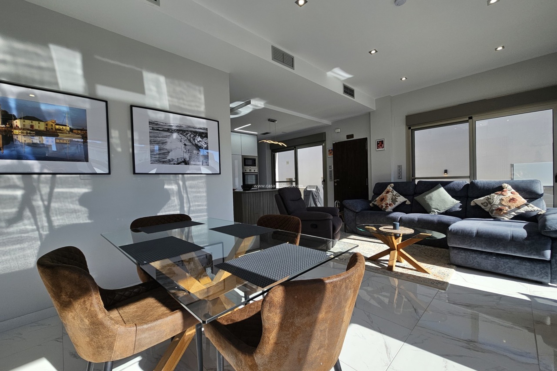 Reventa - Villa - Villamartin - Villamartín