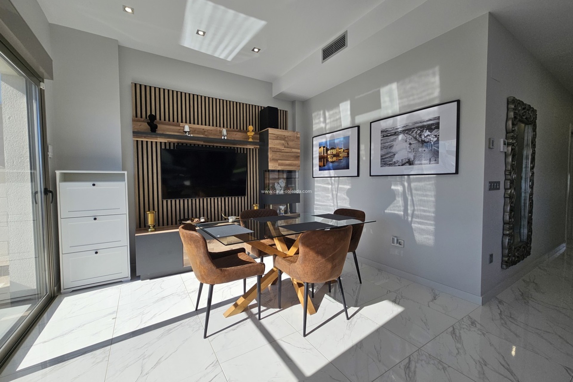 Reventa - Villa - Villamartin - Villamartín
