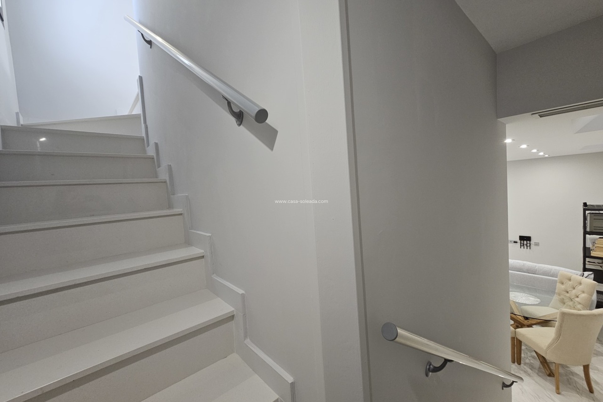 Reventa - Villa - Villamartin - Villamartín