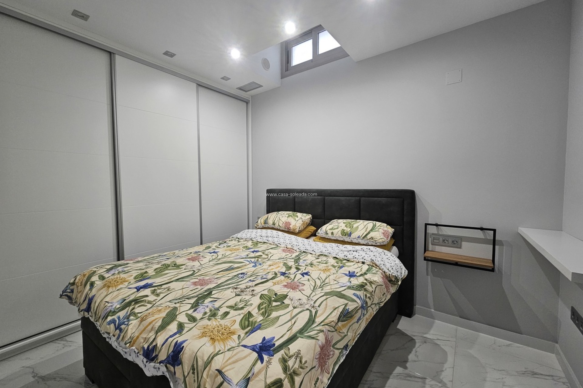 Reventa - Villa - Villamartin - Villamartín