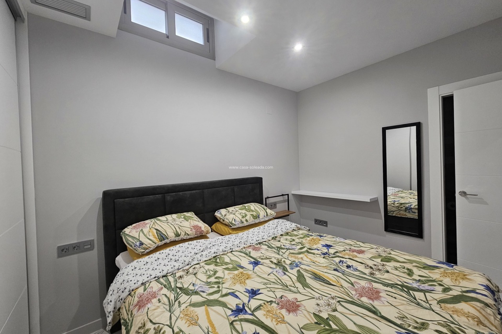 Reventa - Villa - Villamartin - Villamartín