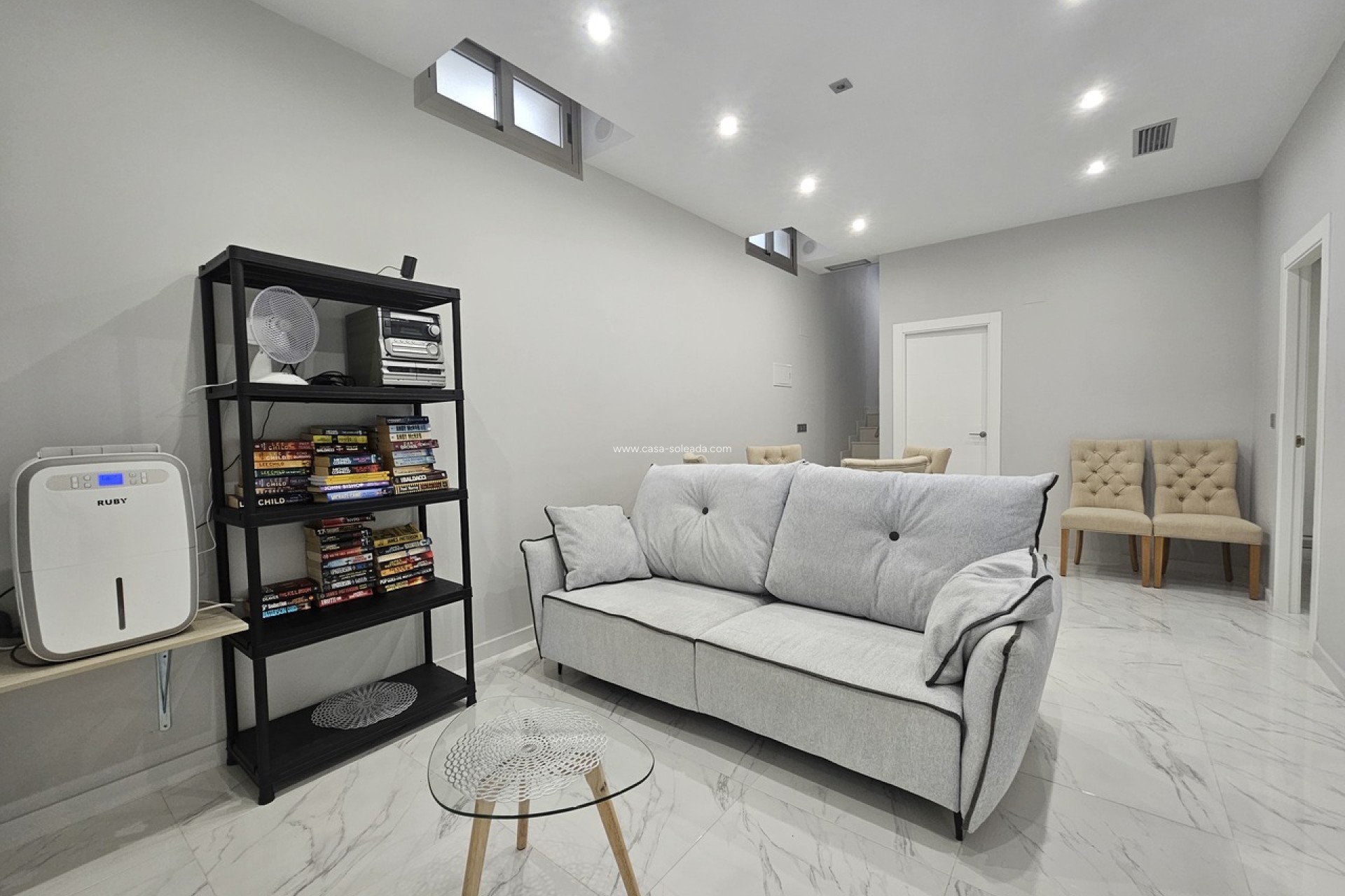 Reventa - Villa - Villamartin - Villamartín