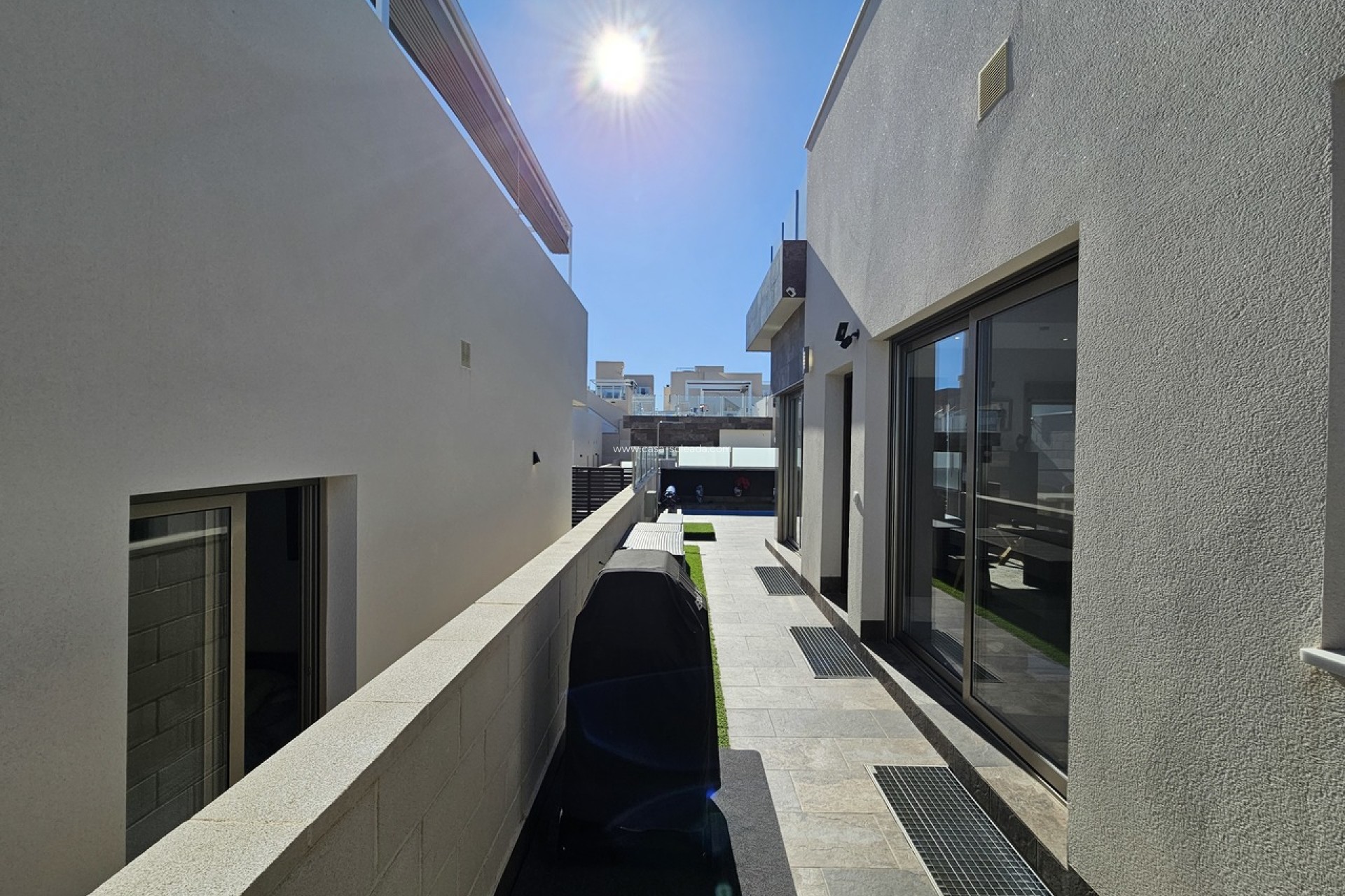 Reventa - Villa - Villamartin - Villamartín