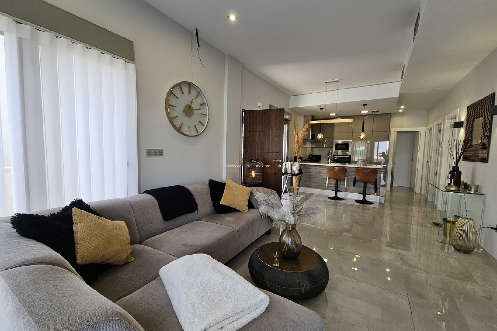 Reventa - Villa - Villamartin - Villamartín