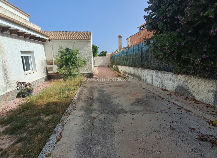 Reventa - Villa - Villamartin - Villamartín