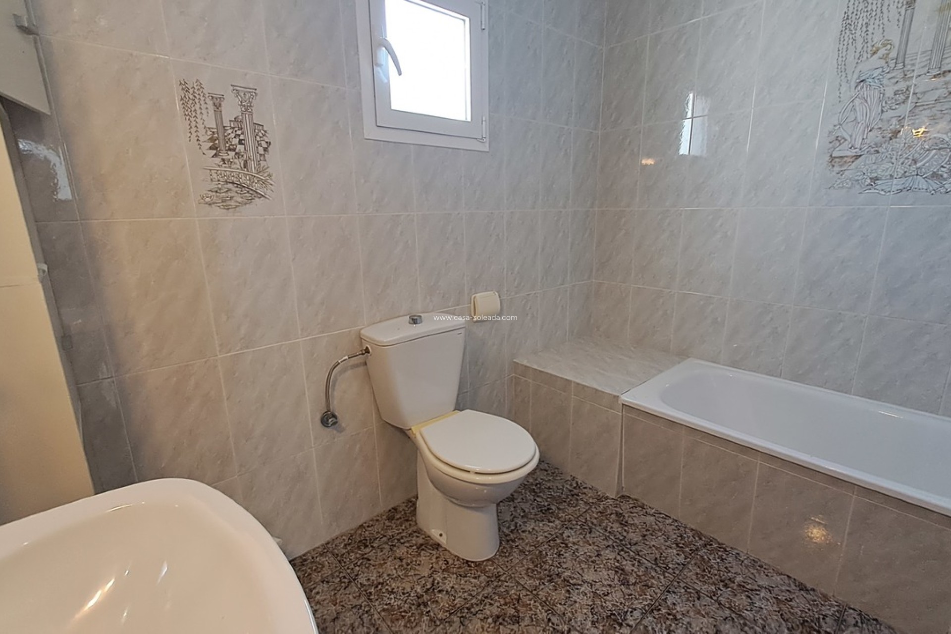 Reventa - Villa - Villamartin - Villamartín