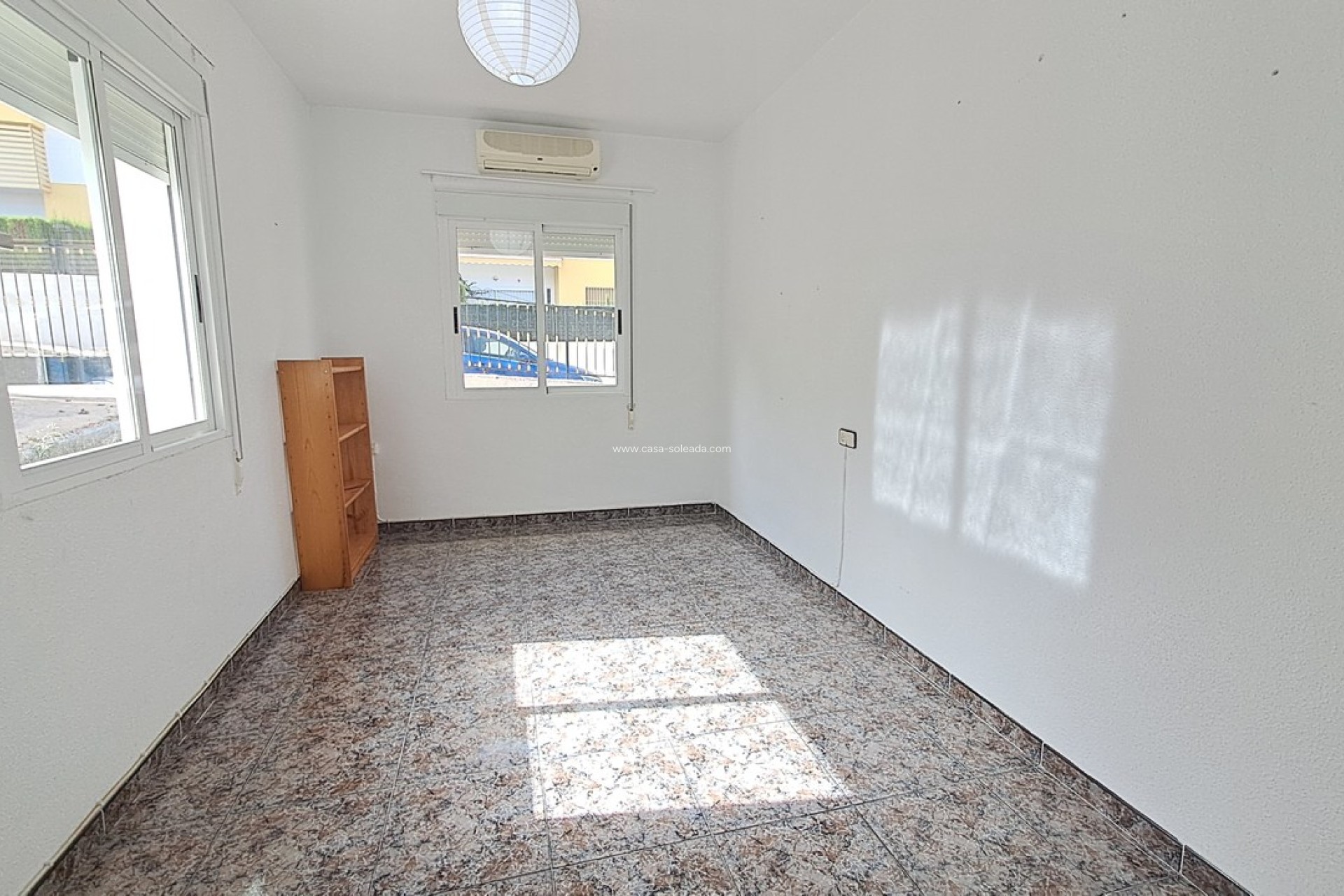 Reventa - Villa - Villamartin - Villamartín