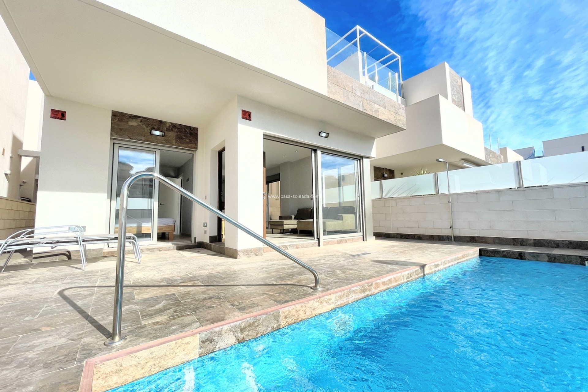 Reventa - Villa - Villamartin - Villamartín