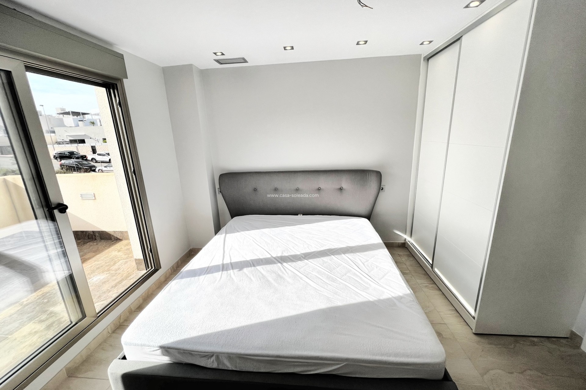 Reventa - Villa - Villamartin - Villamartín