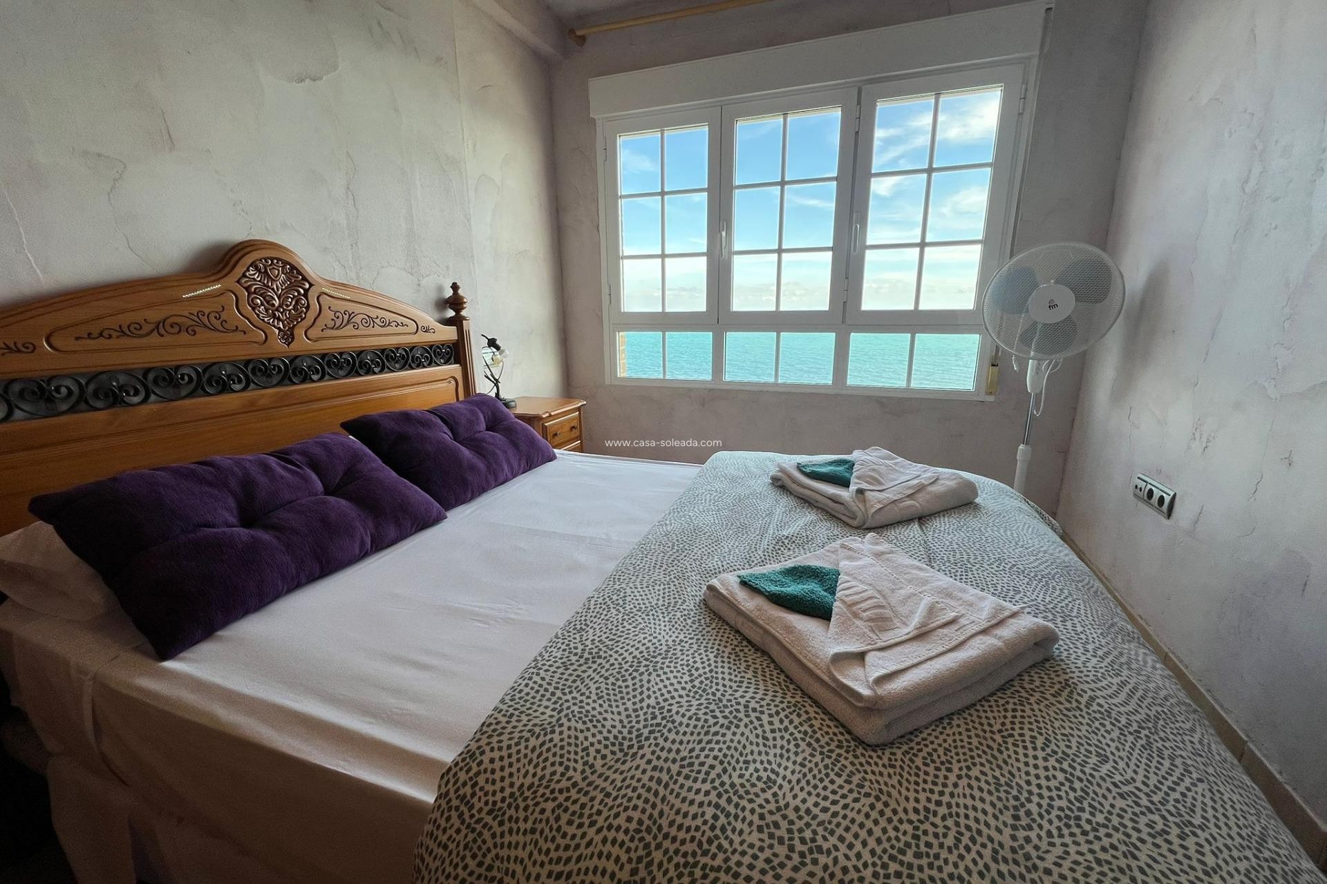 Revente - Appartement - Torrevieja - Playa De Los Naufragos